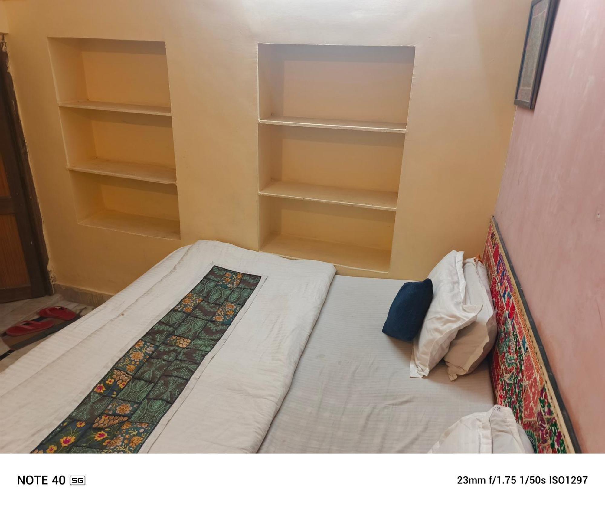 Neem Guest House Džaisalmér Pokoj fotografie