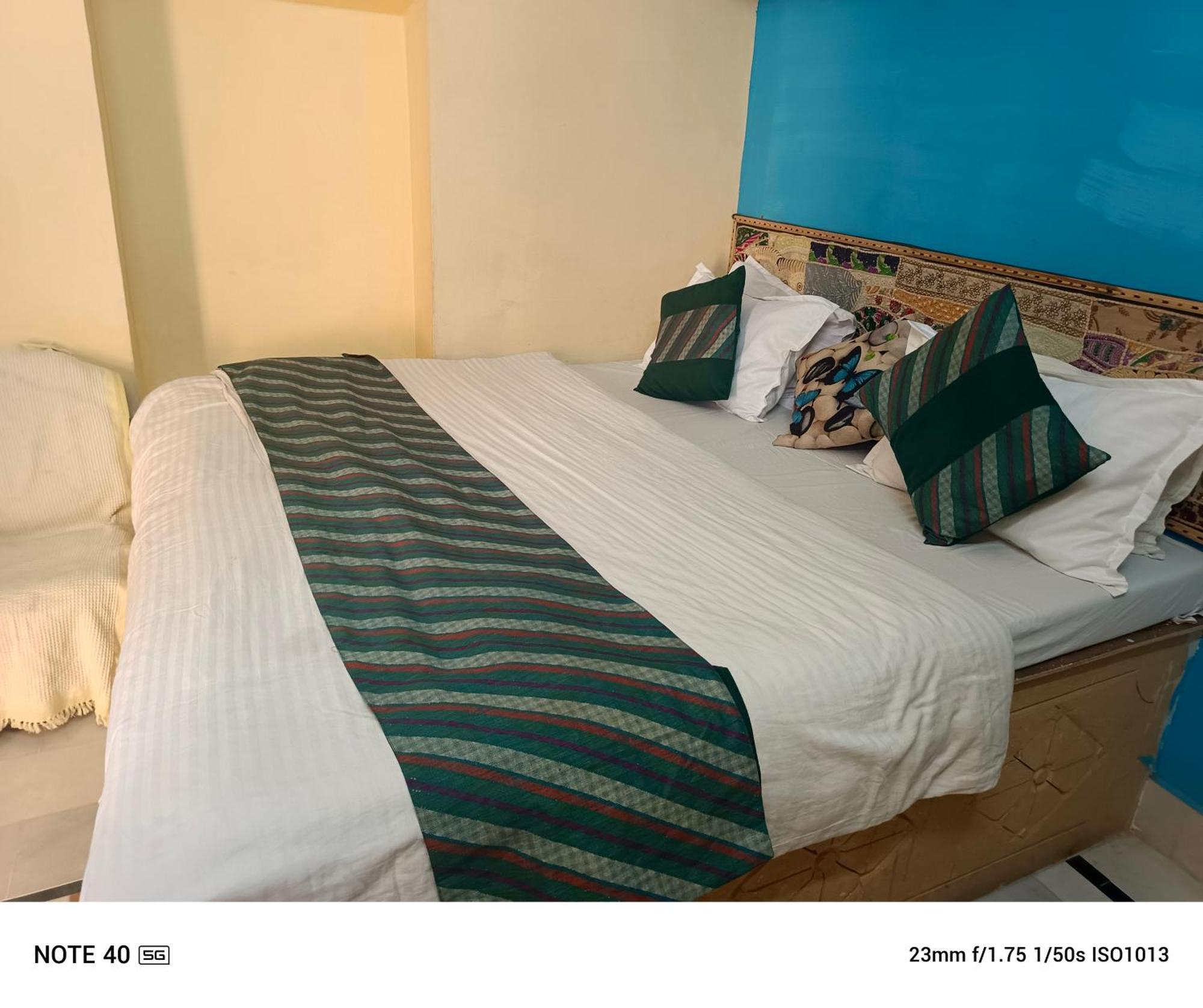 Neem Guest House Džaisalmér Pokoj fotografie
