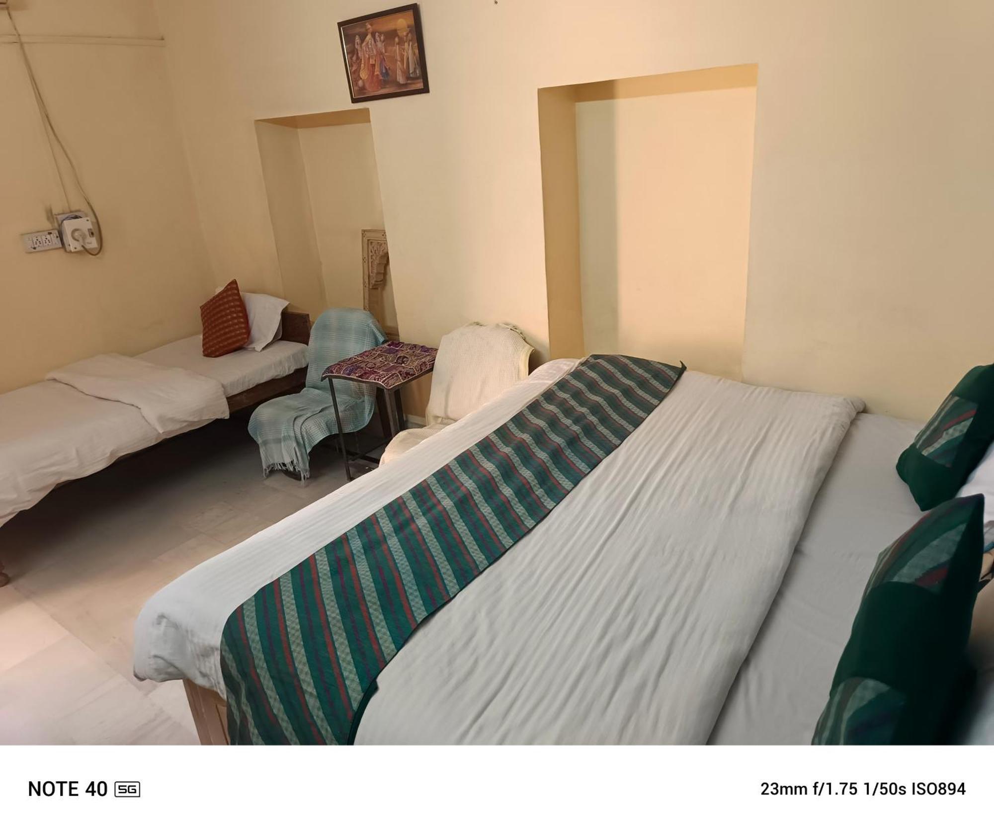 Neem Guest House Džaisalmér Pokoj fotografie